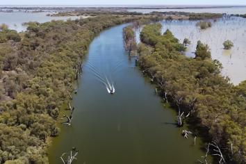 Drone image above the Darling-Baaka river