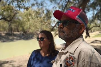 Senior Ranger Max Quayle and Dr Kathryn Korbel at the Darling Baaka River